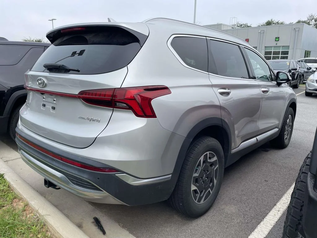 Used 2022 Shimmering Silver Hyundai Blue image 4