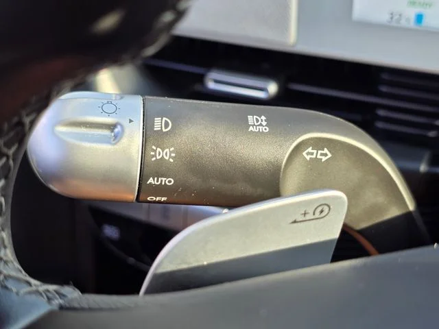 Used 2024 Gray Hyundai SE Standard Range image 33
