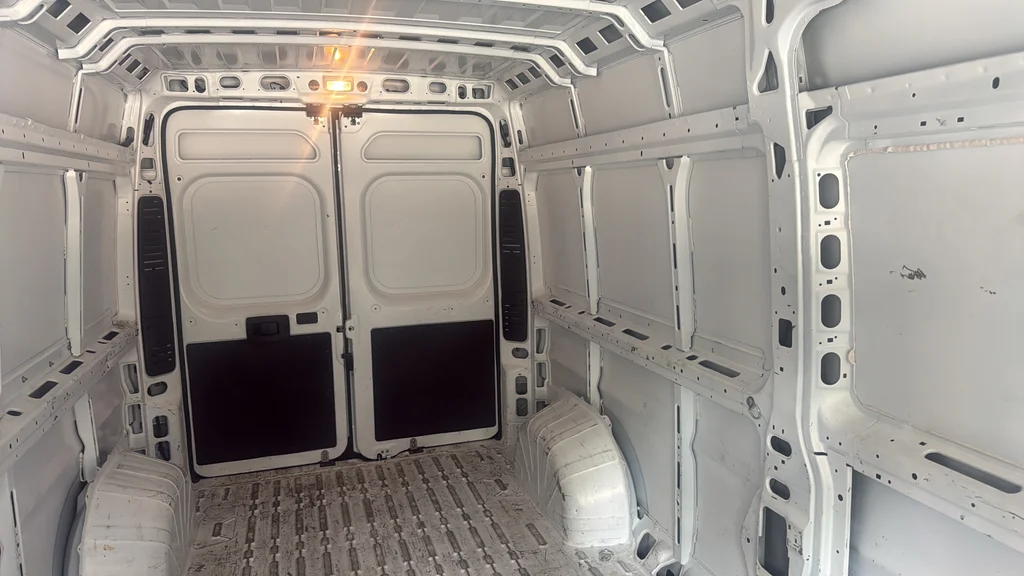 Used 2023 White Ram High Roof image 22