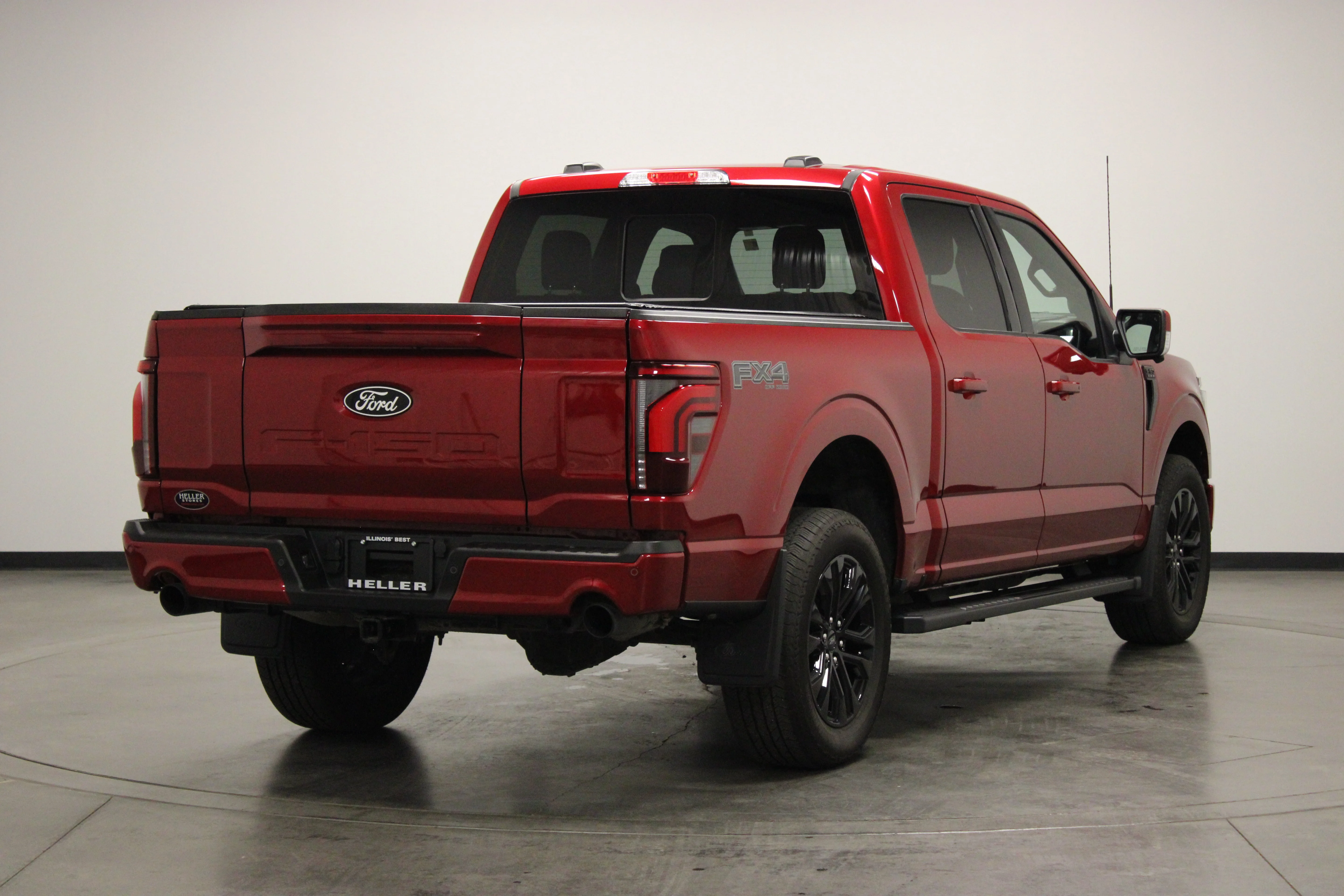 Used 2025 Rapid Red Metallic Tinted Clearcoat Ford LARIAT image 8