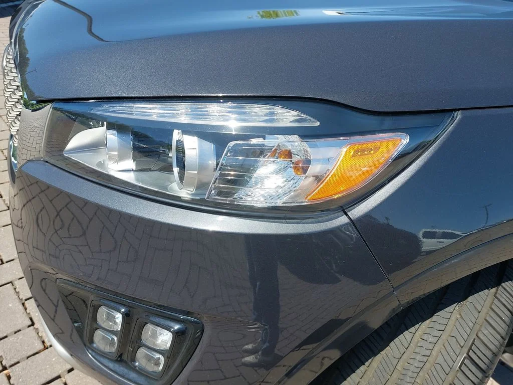 Used 2017 Gray Kia SX Limited image 30
