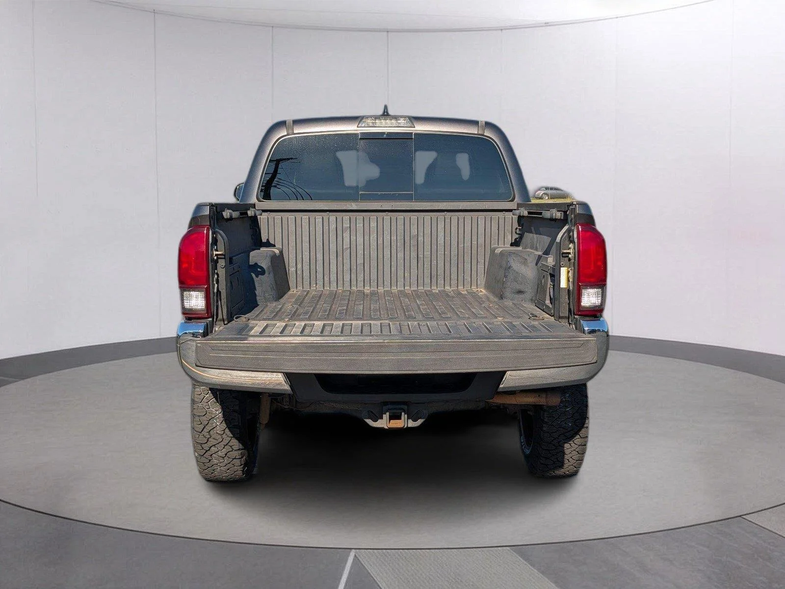 Used 2018 Magnetic Gray Metallic Toyota TRD Off-Road image 5
