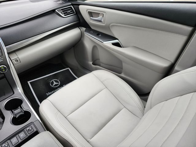 Used 2015 Gray Toyota XLE image 16