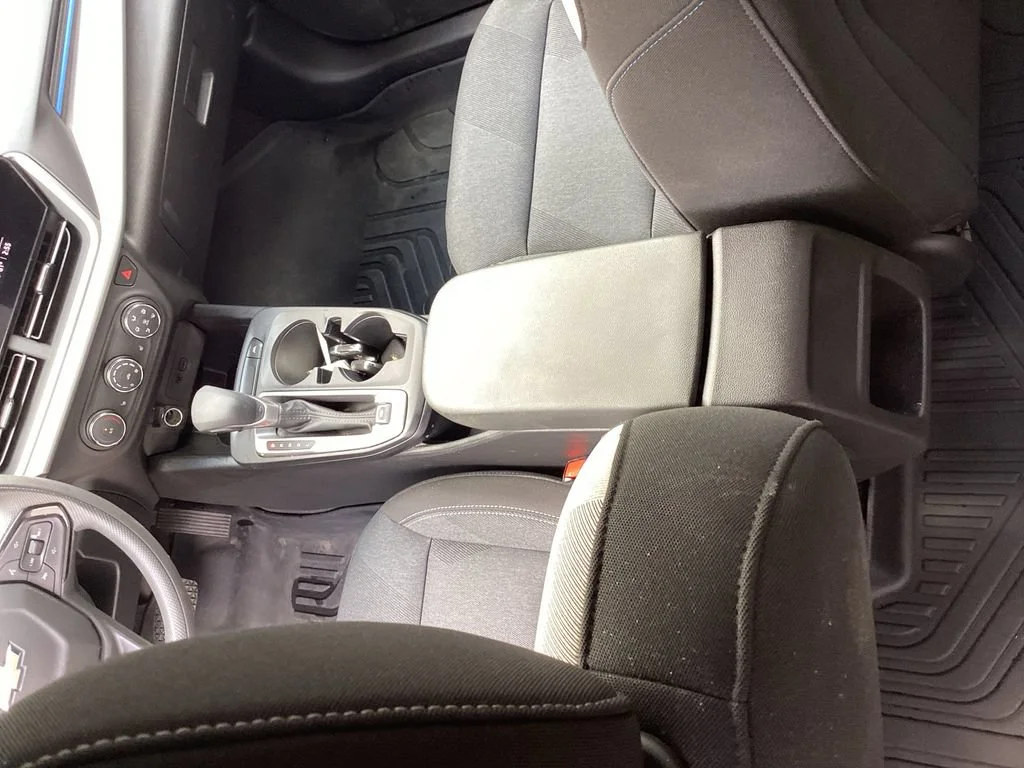 Used 2025 Cypress Gray Chevrolet LS image 18