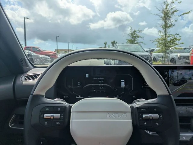 New 2026 Snow White Pearl Kia GT-Line Turbo image 27