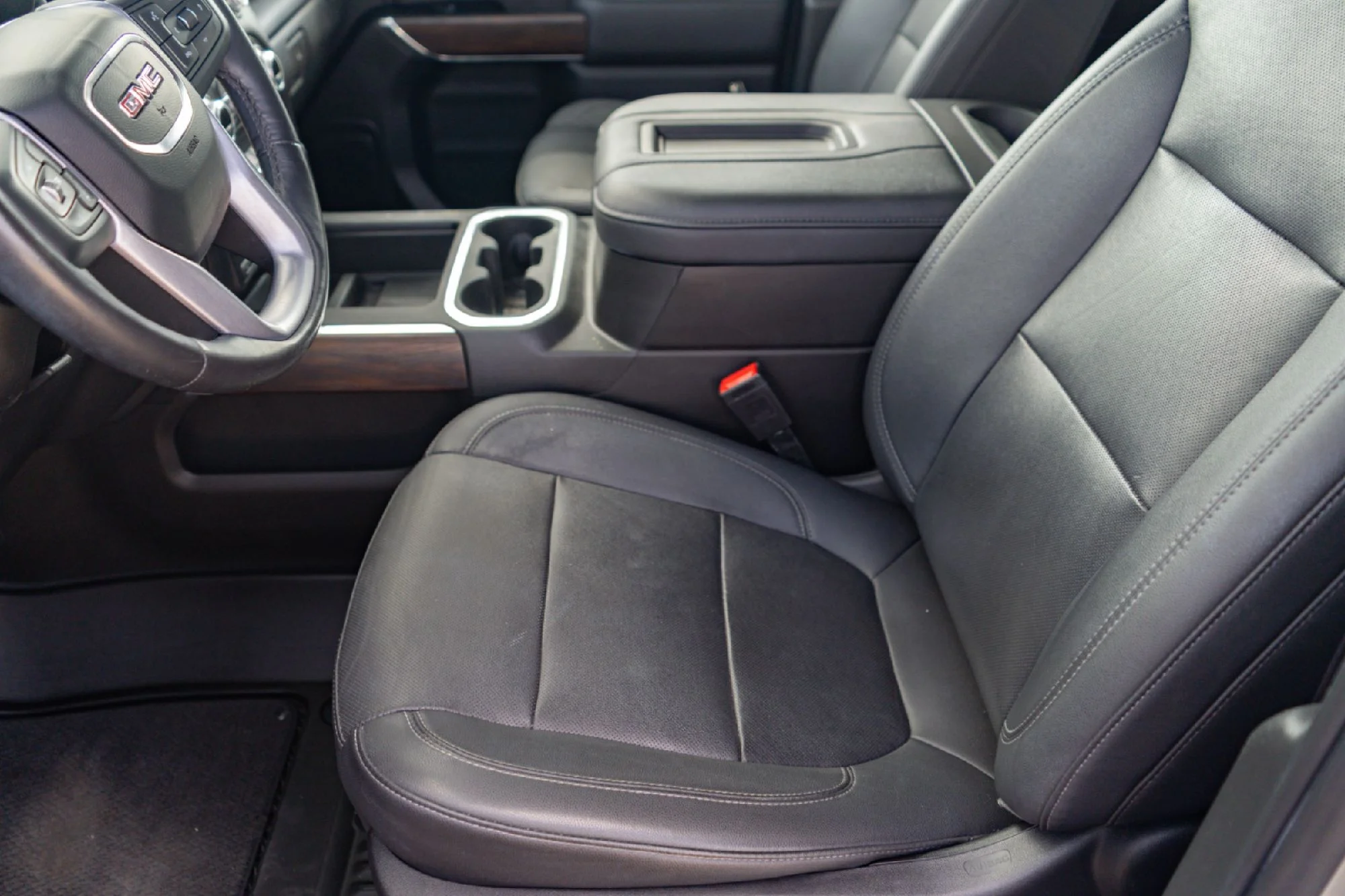 2022 GMC Sierra 1500 Limited SLT - Photo 9