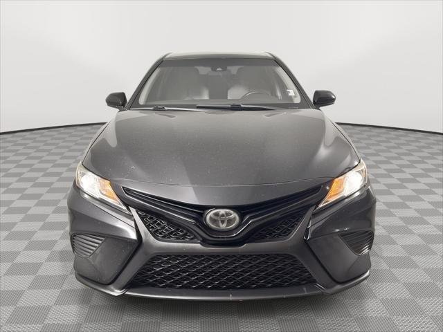 2020 Toyota Camry SE - Photo 12