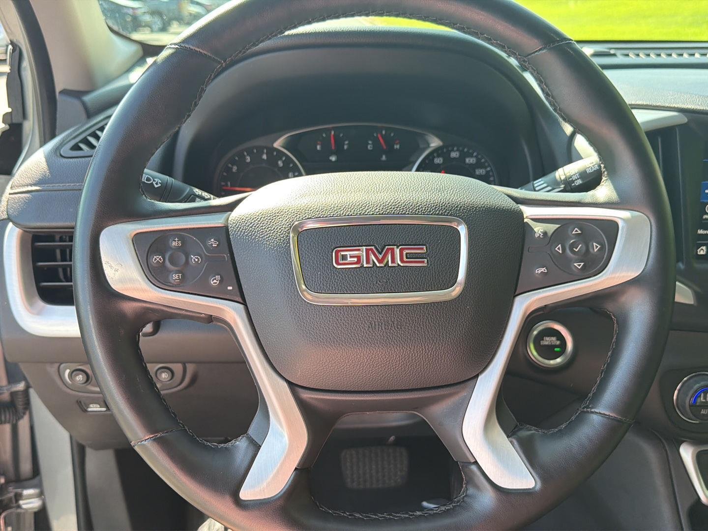 Used 2024 Sterling Metallic GMC SLT image 19