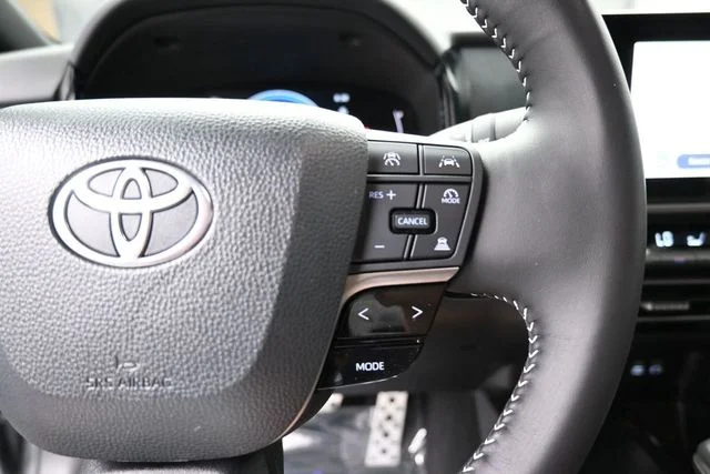 Used 2026  Toyota SE image 25