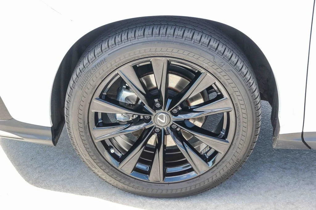 Certified Used 2025 White Lexus 350 F SPORT Handling image 11