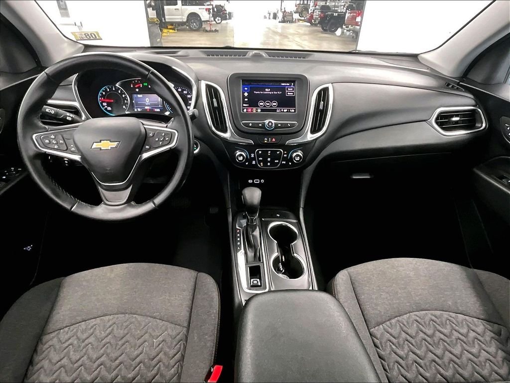 Used 2024 Summit White Chevrolet LT image 21