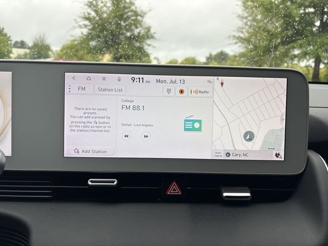 Certified Used 2024 Green Hyundai SEL image 16