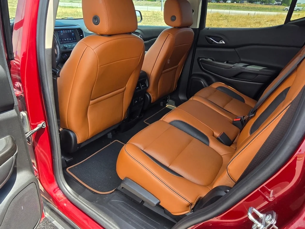 Used 2017 Crimson Red Tintcoat GMC SLT image 14