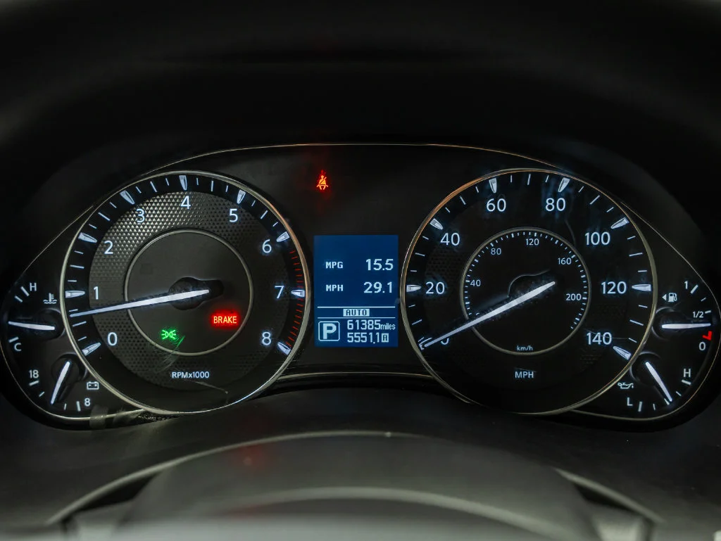 Used 2020 Brilliant Silver Metallic Nissan SL image 30
