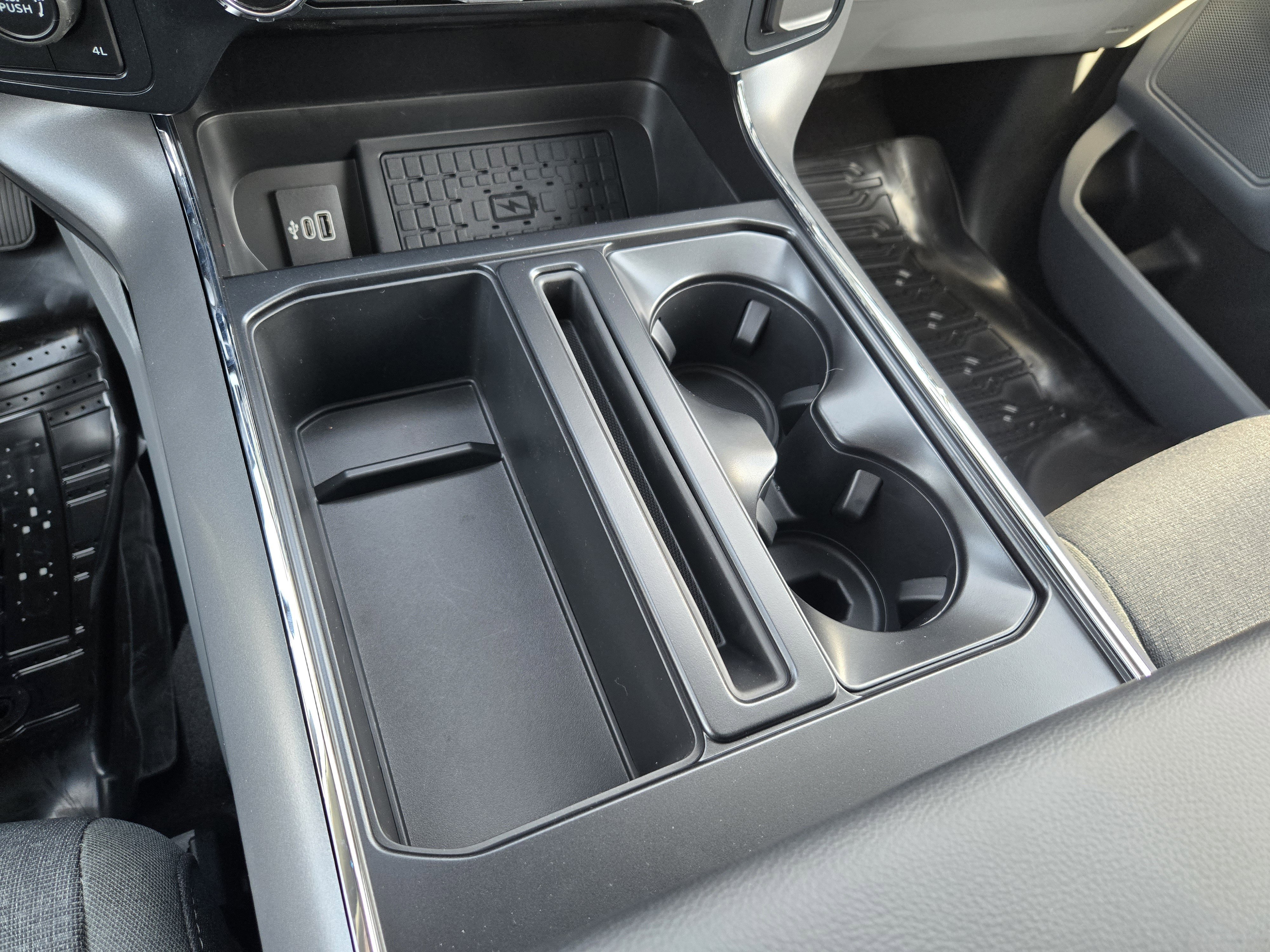 New 2026 Oxford White Ford XLT image 14