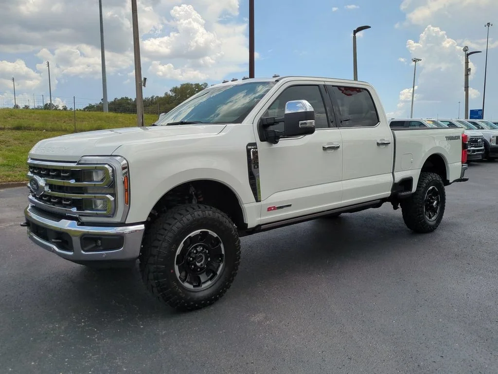New 2026 Star White Metallic Tri-Coat Ford F-350® King Ranch® image 9