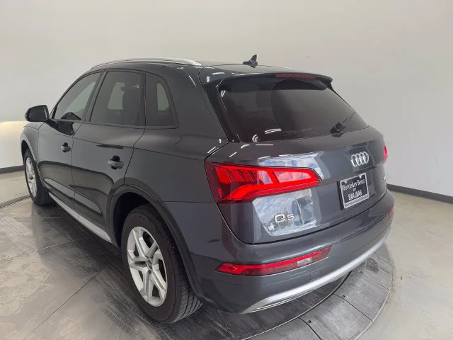 Used 2018 Manhattan Gray Metallic Audi 2.0T Premium image 9