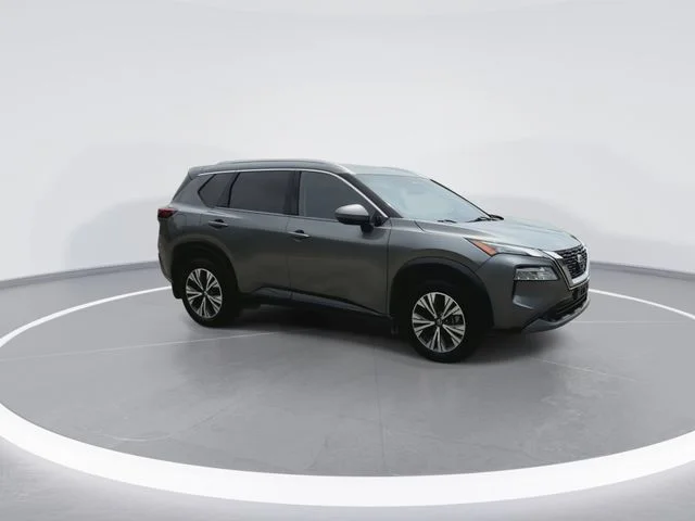 Used 2021 Gray Nissan SV image 13