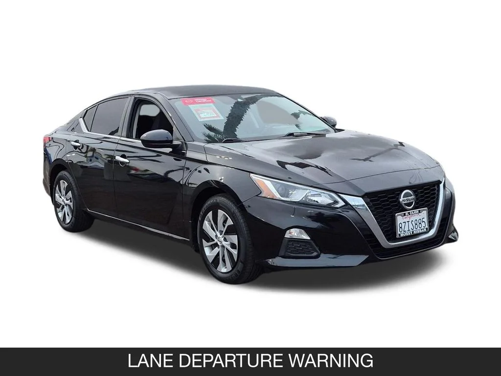 Used 2021 Black Nissan 2.5 S image 2