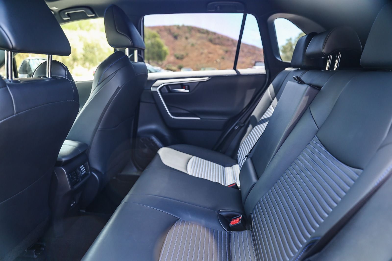 Certified Used 2024 MID BLCK/MAG GRAY Toyota XSE image 16