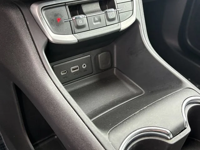 Used 2024 Summit White GMC SLE image 24