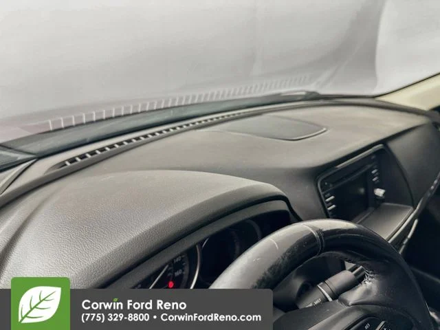Used 2015 Soul Red Mazda i Sport image 9