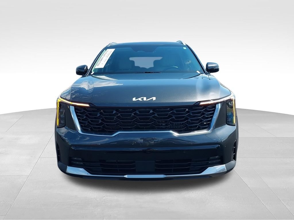 Used 2025 Gray Kia EX image 3