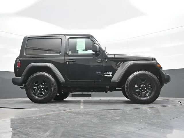 Used 2021 Black Jeep Sport image 24