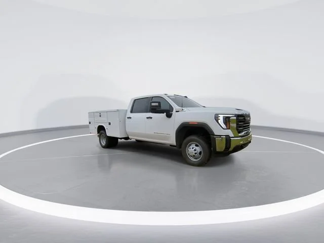 New 2026 Summit White GMC Pro image 2