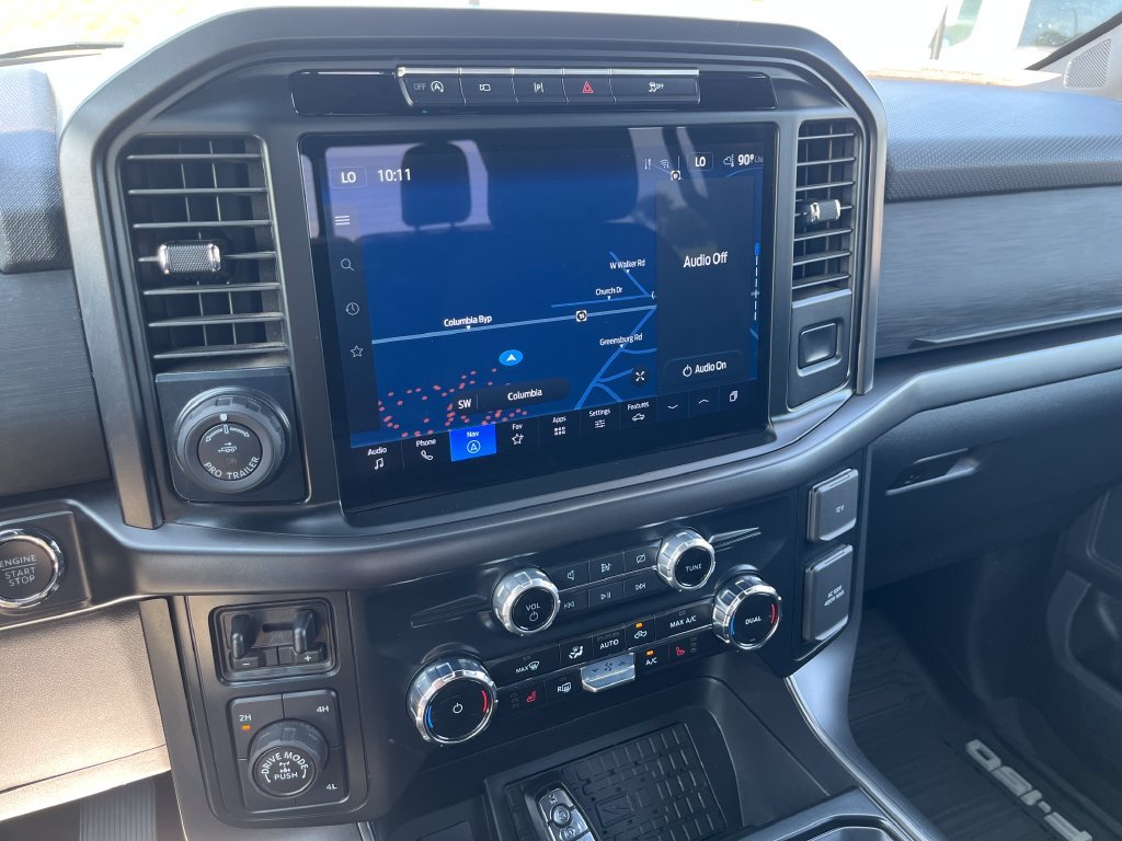 Used 2024 Blue Ford XLT image 18