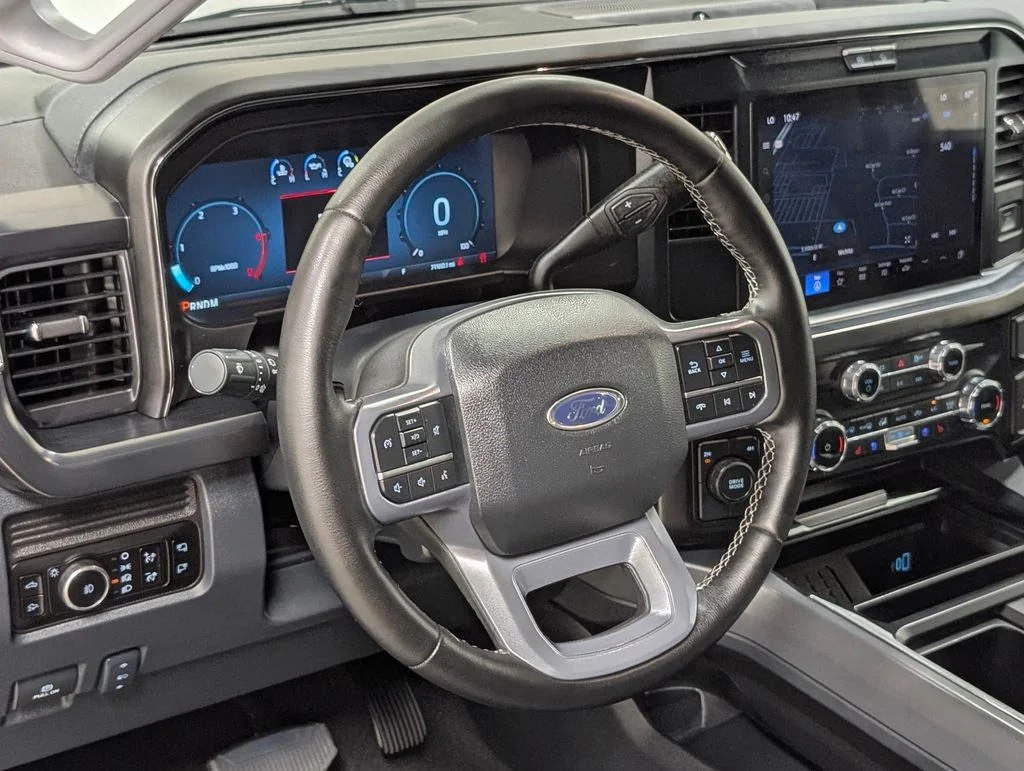 Used 2025 Avalanche Ford Lariat image 11