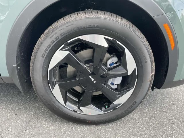 New 2026 Green Kia EX image 7