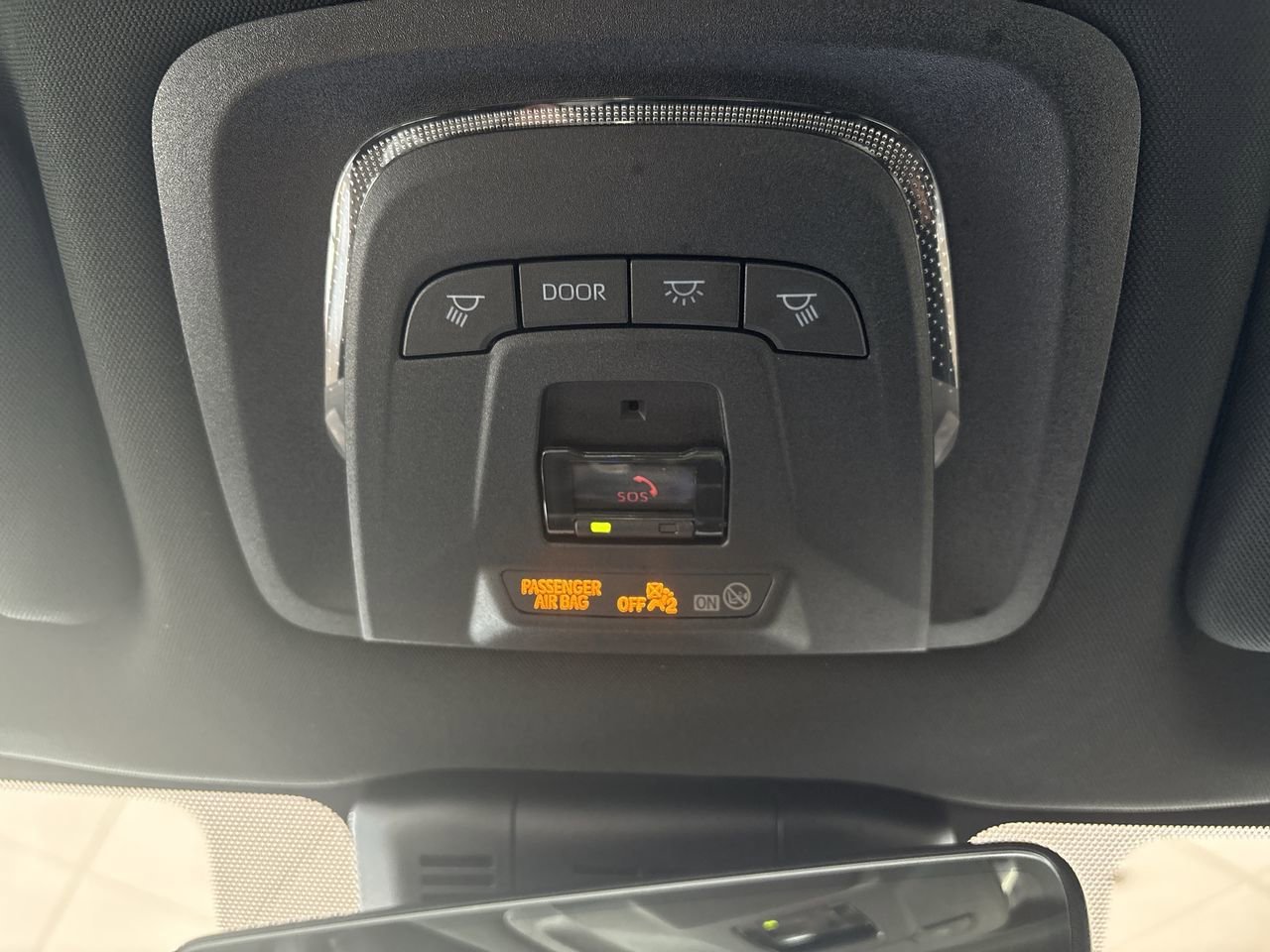 2026 Toyota Crown XLE - Photo 16