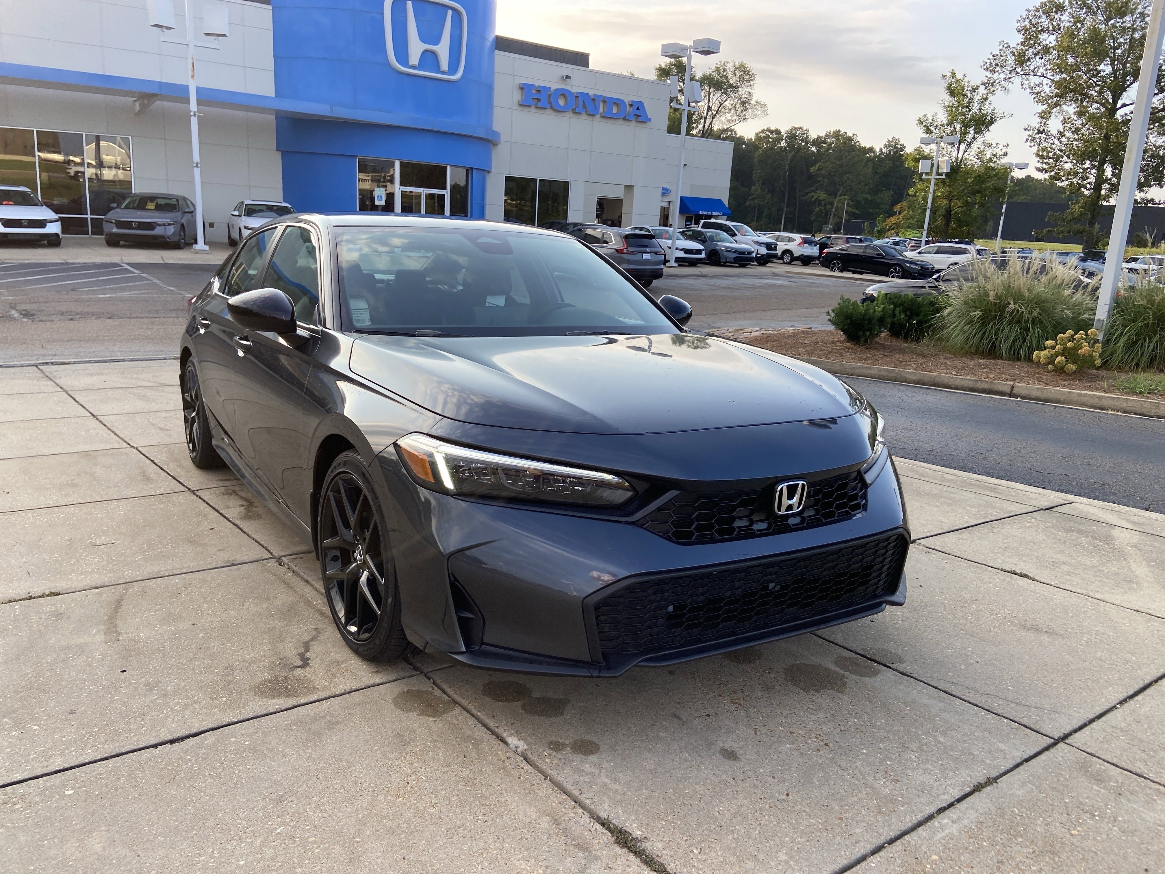 New 2026 Meteorite Gray Metallic Honda Sport image 2