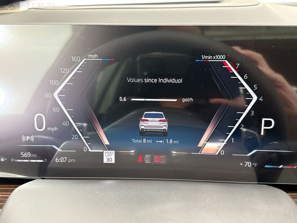 New 2026 White Metallic BMW xDrive40i image 33