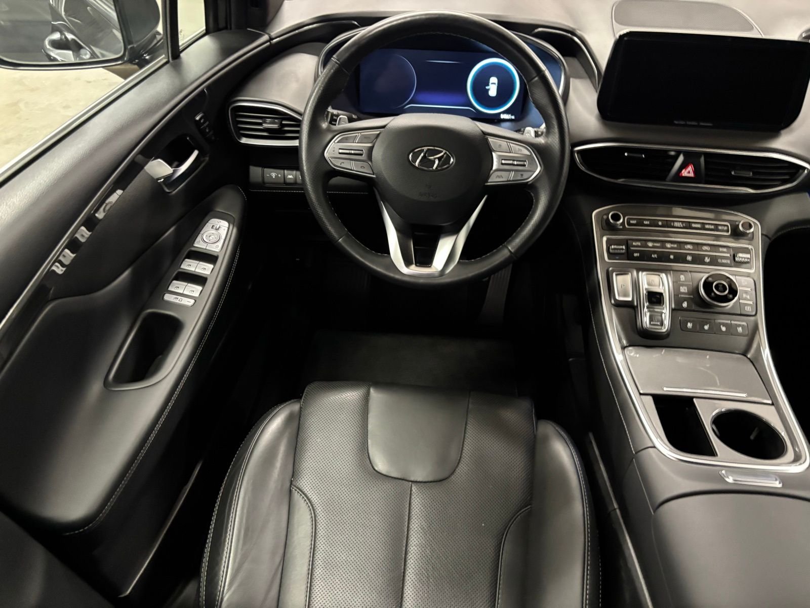 Used 2023 Gray Hyundai Calligraphy image 12