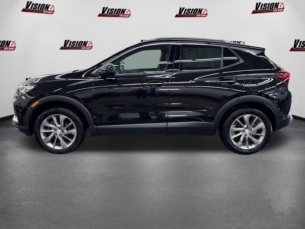 Used 2023 Black Buick Essence image 8
