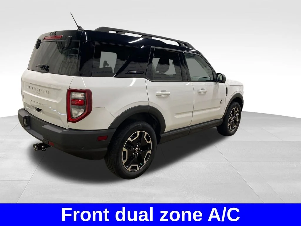 Used 2022 White Ford Outer Banks image 8