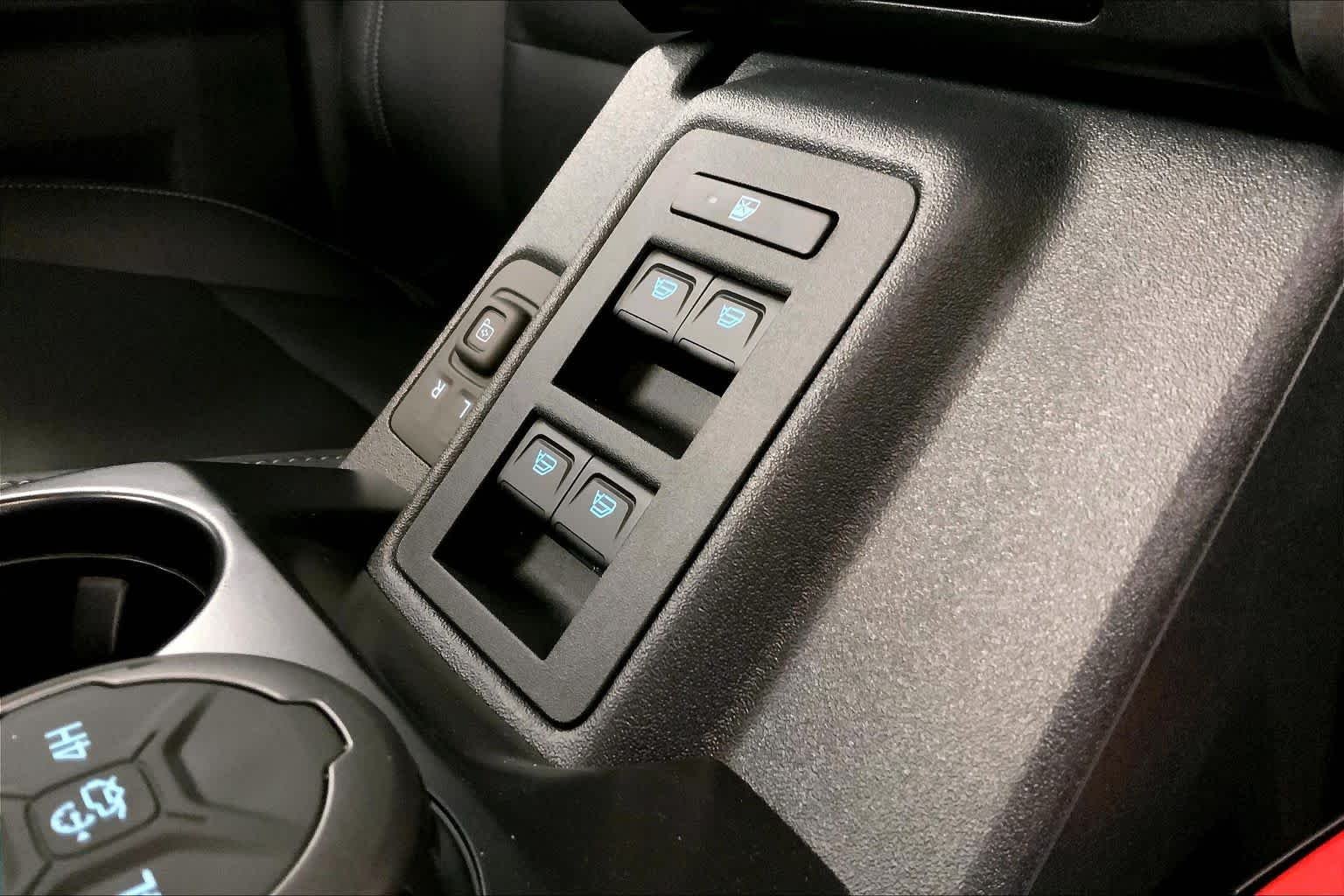 New 2026 Shadow Black Ford Big Bend® image 17