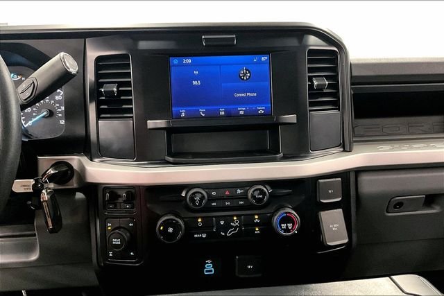 2025 Ford F-250 Super Duty XL - Photo 29