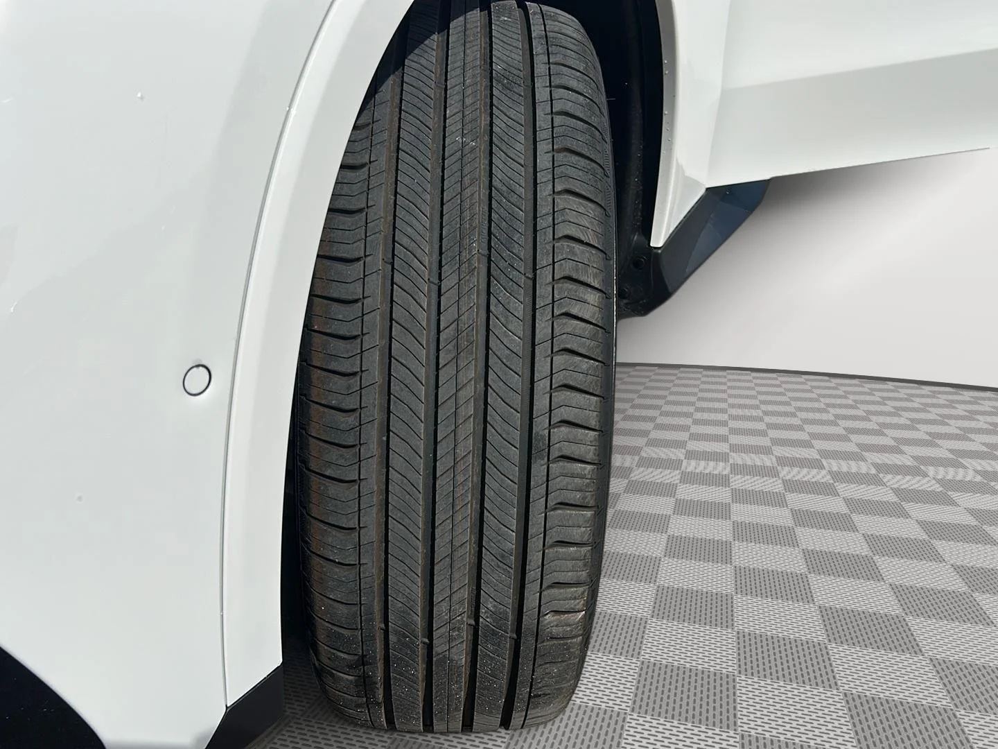 New 2026 Polar White Mercedes-Benz GLC 300 image 10