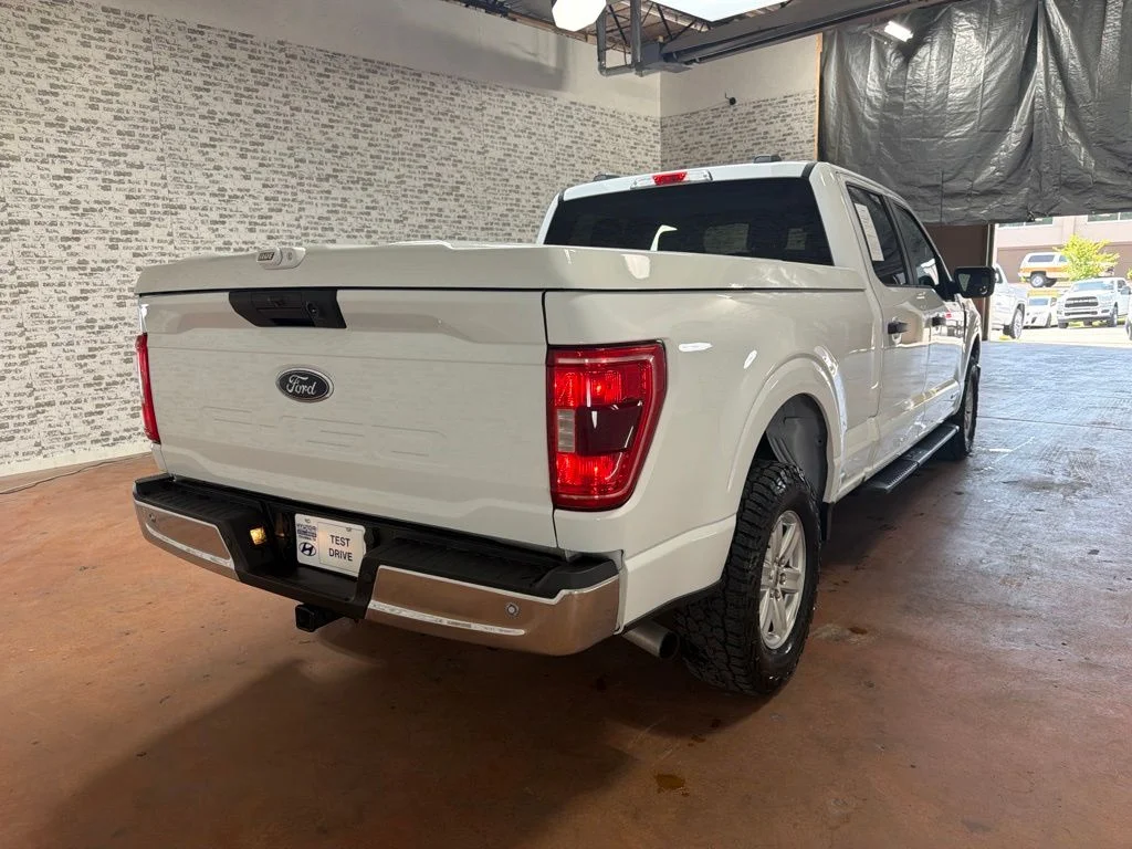 Used 2023 Oxford White Ford XLT image 7