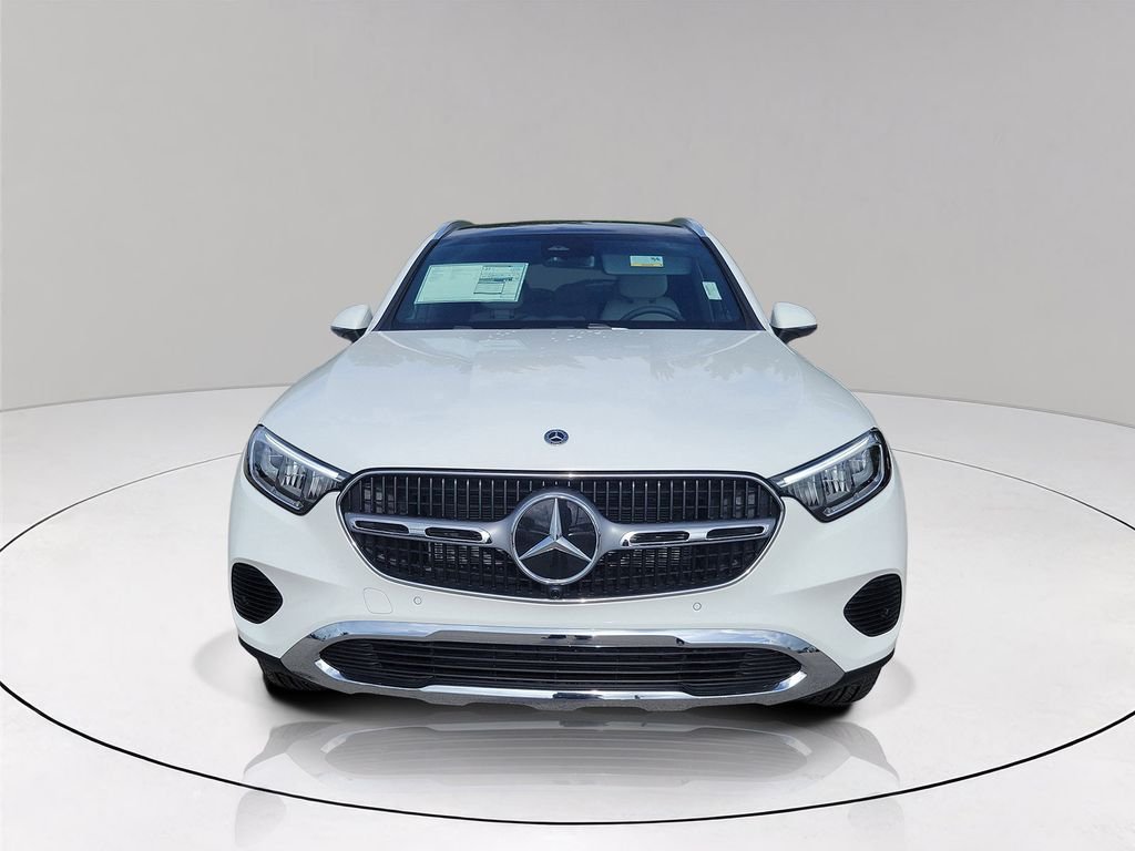 New 2026 White Mercedes-Benz GLC 300 image 2