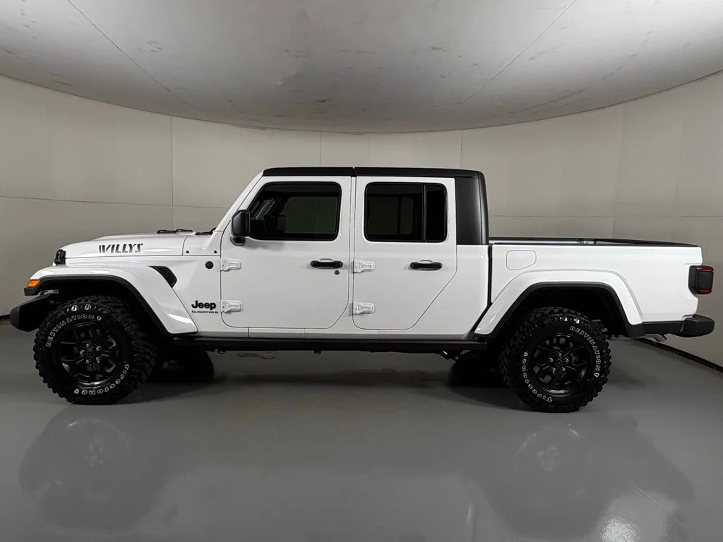 New 2026 White Jeep Willys image 5