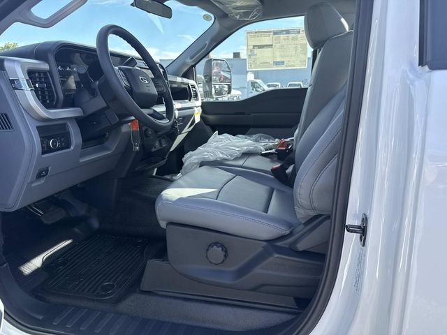 New 2026 White Ford XL image 5