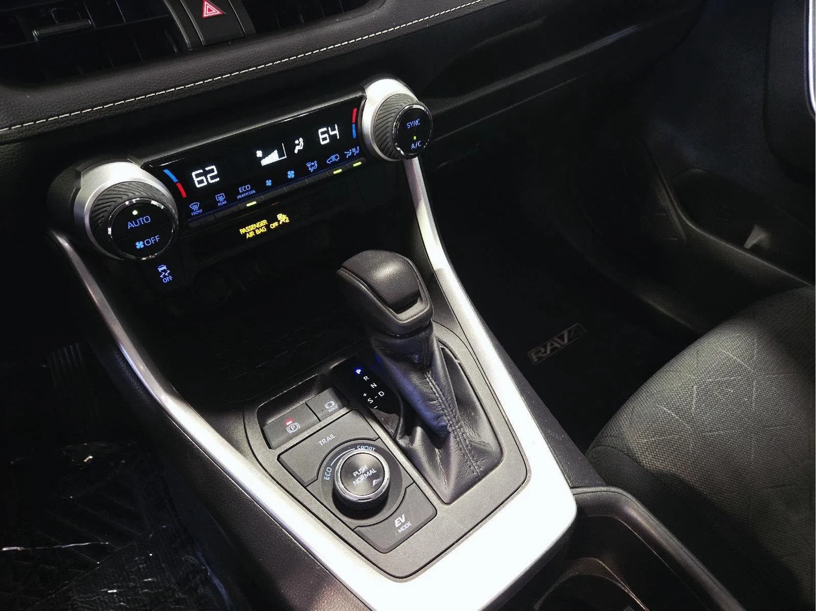 Used 2022 Midnight Black Metallic Toyota Hybrid XLE image 15