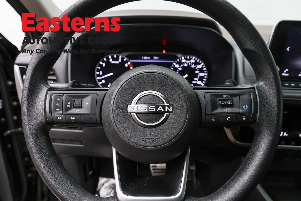 Used 2022 Black Nissan SV image 10