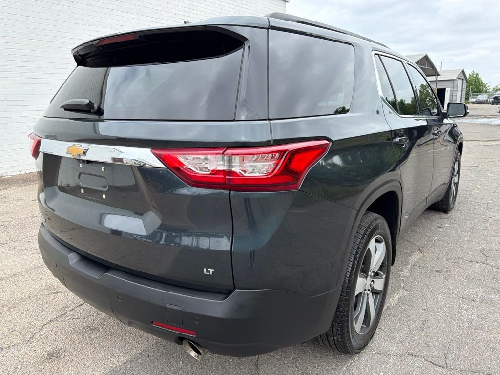 Used 2021 Chevrolet Traverse 3LT with VIN 1GNERHKW1MJ151125 for sale in Madison, NC