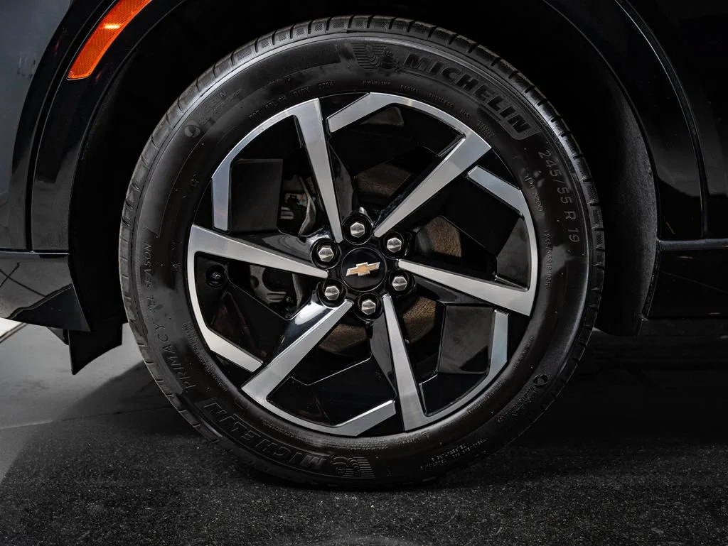 Used 2025 Black Chevrolet LT image 13