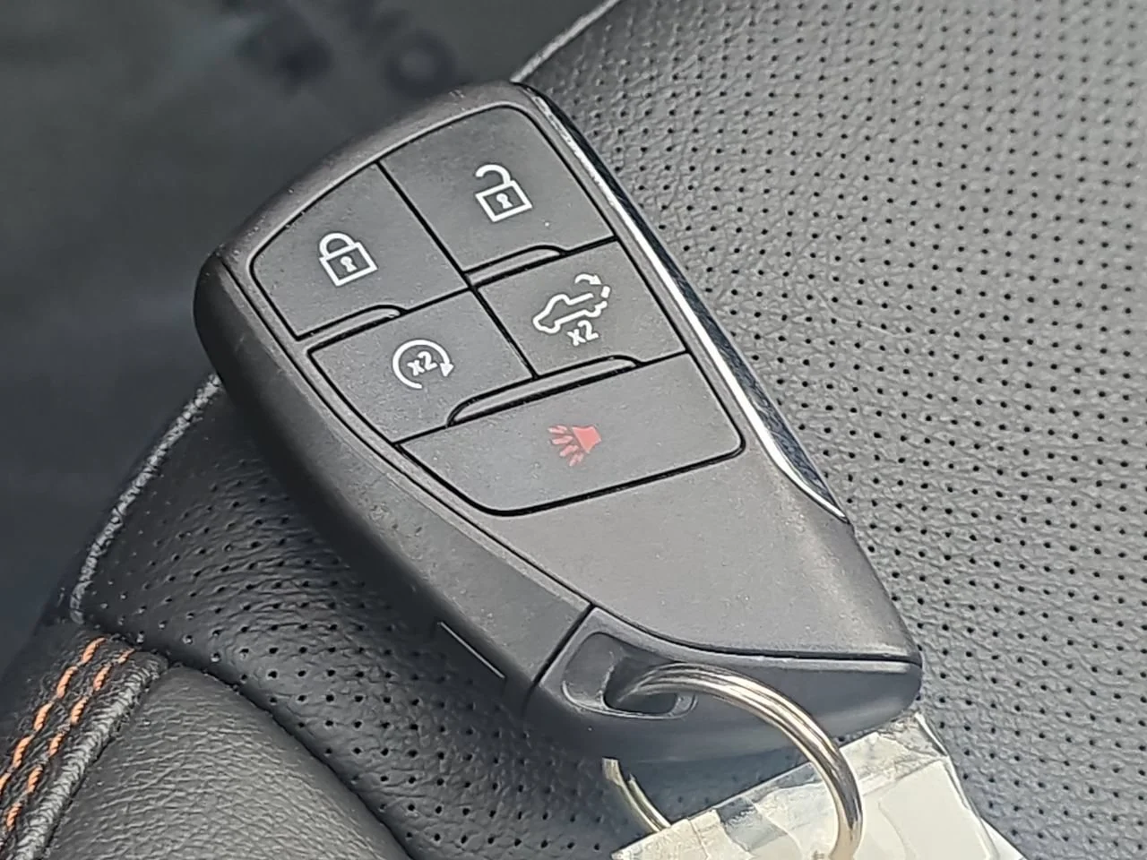 Used 2024 Onyx Black GMC AT4 image 35